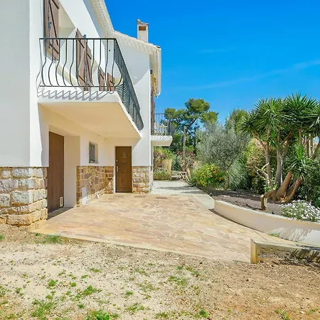 Holiday home With Pool Near Porquerolles